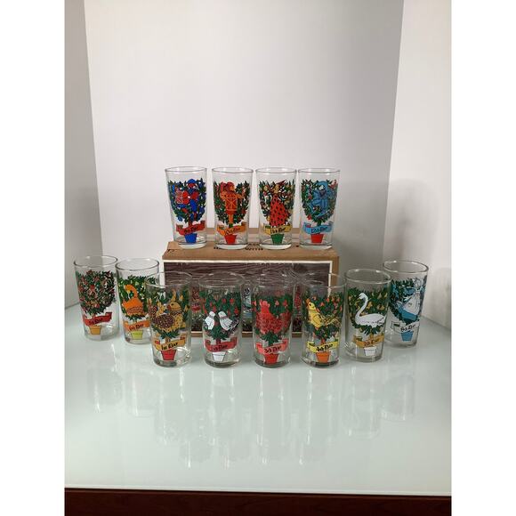 VTG set of 12 Jeannette Glasss Tumblers 12 days of Christmas NEW old stock - Picture 1 of 12